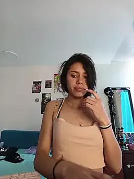 caramel_doll__ from StripChat