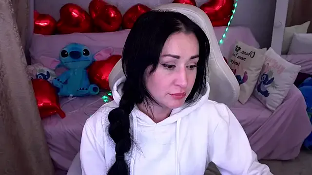 CarolinaaFoxyyy — strip