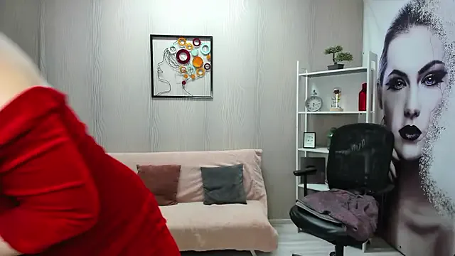 Cassandra_Hotty