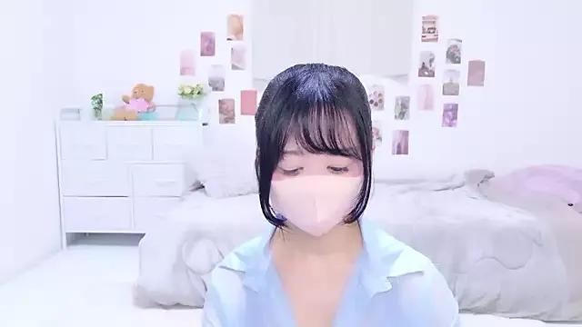 chihiro_ri on StripChat