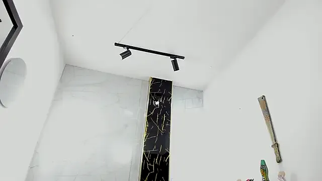 ciara_connor — Play with my tits, Strong! 