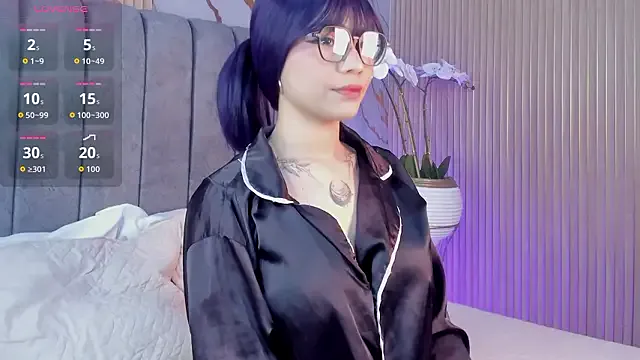 CIEL-DOUCE — Show my tits with a lot of oil + spit