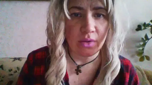 ClaireShannon — Changing clothes))