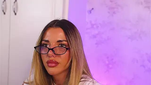 StripChat ClaraHazel ClaraHazel from StripChat