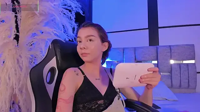 CleoWhite — oil in the ass