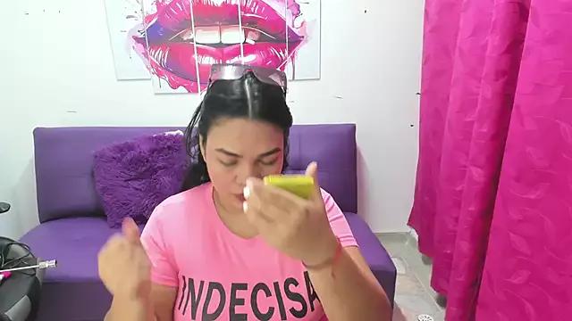 Freechat Cloe_35 on StripChat