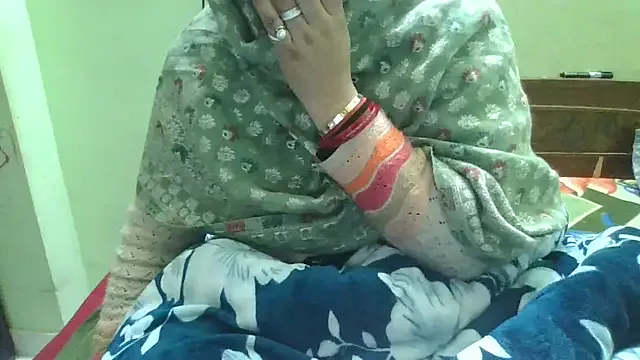 couplesuni on StripChat