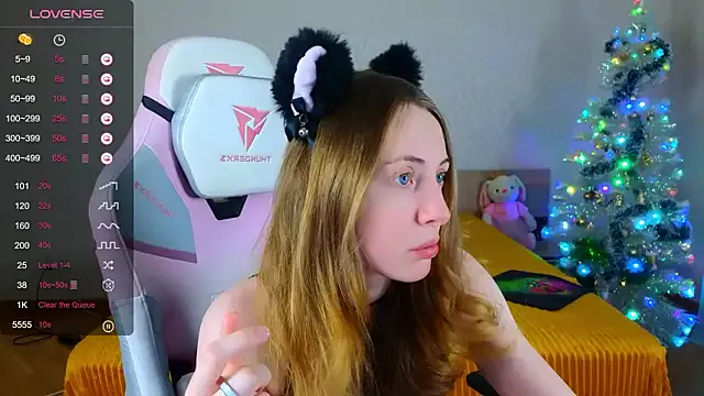 Cowell_Adelina — slap pussy
