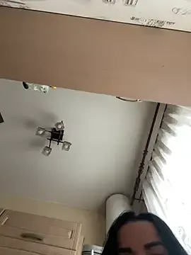 CrazzyChicks — SQUIRT