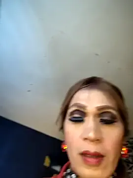 Creamycumdollx — Freechat on StripChat