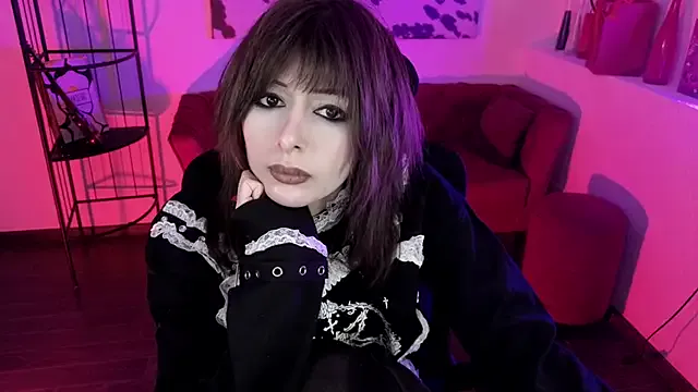 CrystallBloom — paint one nail