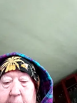 CrystalLime6411 on StripChat