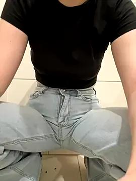 Hot Cumonmme wants you to fuck their body now Cumonmme from StripChat