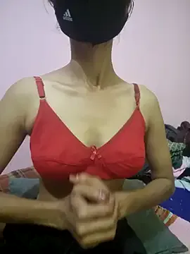 Curvy_Amyra