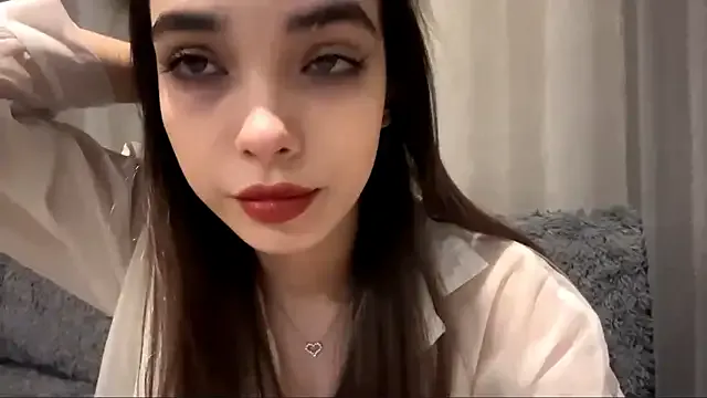 Cutie_VaIery — oil on top of boobs + touching under bra