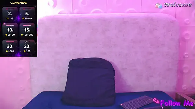 Danielaa_a — topples and boucing tits