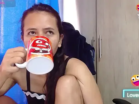 Danielagomez33 on StripChat