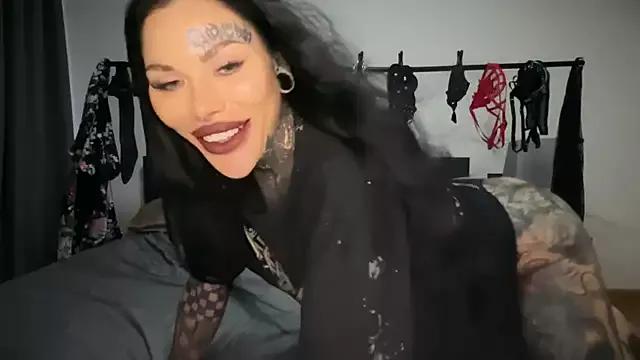 Join StripChat's Darkinkedbabe darkinkedbabe from StripChat