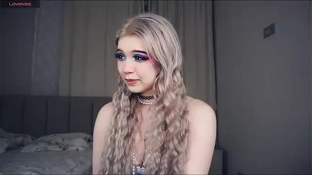 Gorgeous DarylGary wants you to fuck her body now DarylGary from StripChat