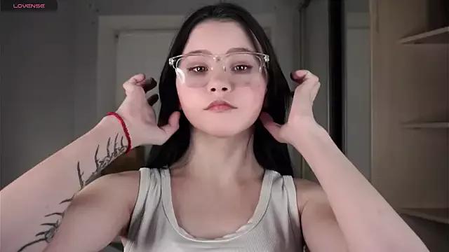 Masturbate to StripChat's DelphaDivenere DelphaDivenere from StripChat