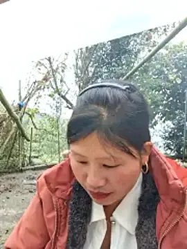 diamond-- on StripChat