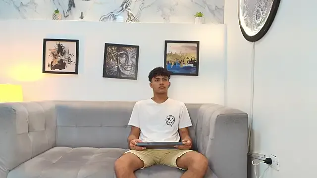 DIAMOND_BLACKS — SHOW ASS