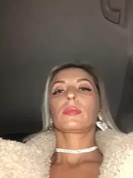 Diamond_Bunny_ on StripChat 