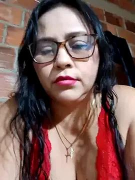 Freechat Dirty-Momm-Divorced-Hot on StripChat