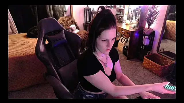 disobedientdolly — Purchase lush. Will cum at 500tk hits.