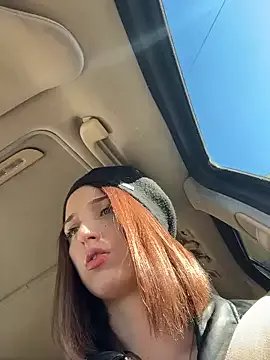 DollyTall on StripChat 