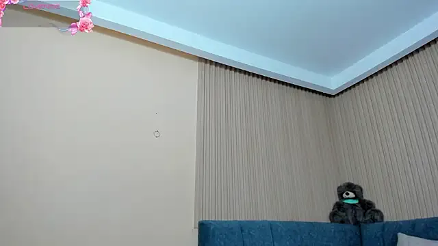 Dulce_emi — lovense control in the ass x 2 minutes