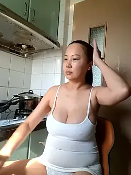 EcupLena on StripChat