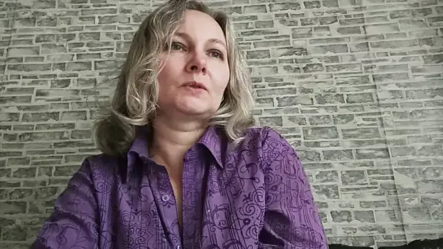 EdithManning on StripChat