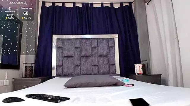 Effie_cooper on StripChat 