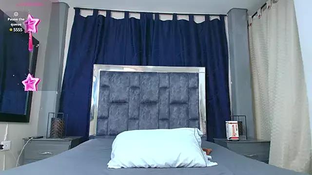 Effie_cooper on StripChat 