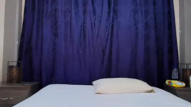 Effie_cooper on StripChat 