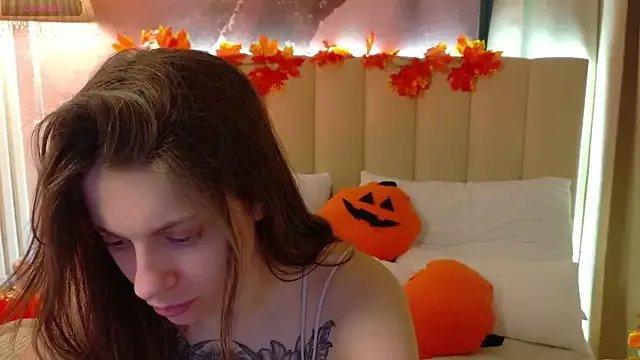 Eille_Elfie on StripChat 