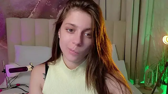 Eille_Elfie on StripChat 