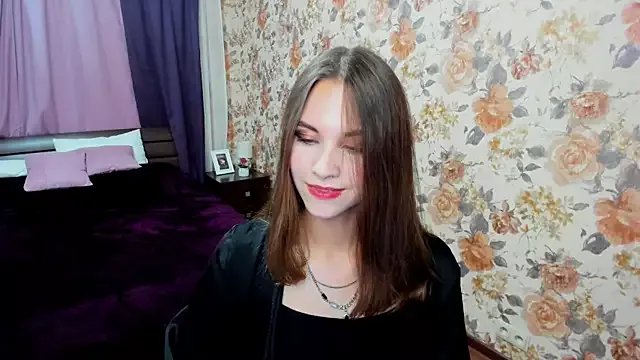 EllaCurtis on StripChat 