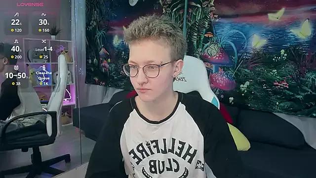 Check out StripChat's EllaSloan EllaSloan from StripChat