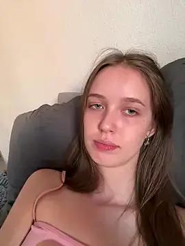 ElliRose on StripChat 