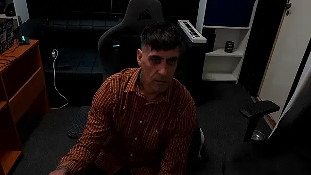Elnonoykeila77