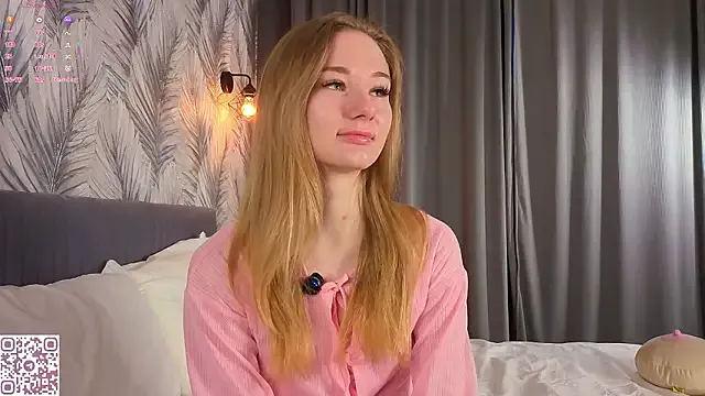 ElvinaRose — gentle strock my neck