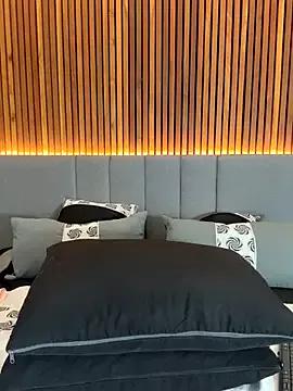 Admire 23 years old EmiilyAdams_ from StripChat EmiilyAdams_ from StripChat