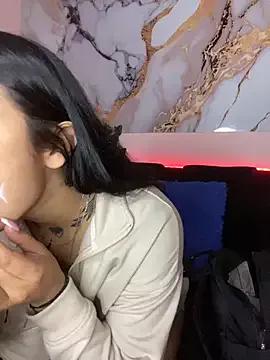 Masturbate to StripChat's Emily_22x emily_22x from StripChat