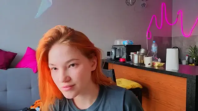 erikabrian — Group on StripChat