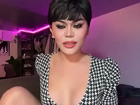 erotictsmonica
