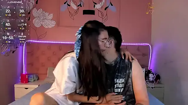 Ethan_N_Abby — Body tour Naked She 