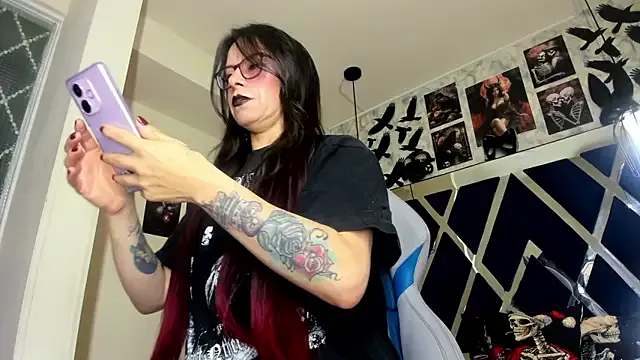 Evangelinejoness_ — Show tits and bounce