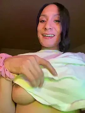 FerrariFrench on StripChat 